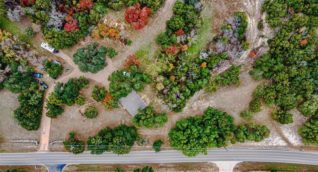 5016 BOB WIRE RD, Spicewood, TX 78669