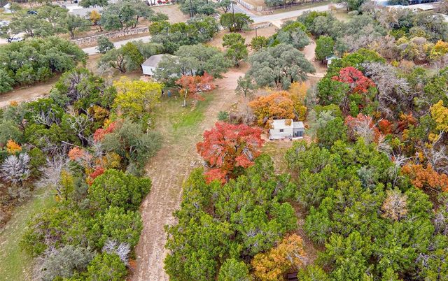 5016 BOB WIRE RD, Spicewood, TX 78669