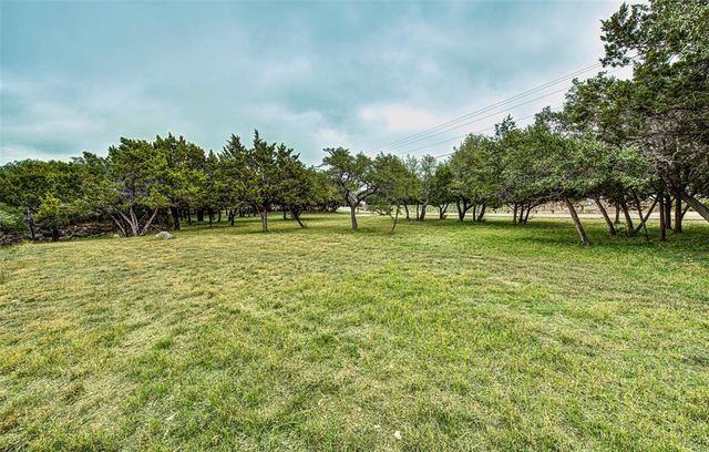 5016 BOB WIRE RD, Spicewood, TX 78669