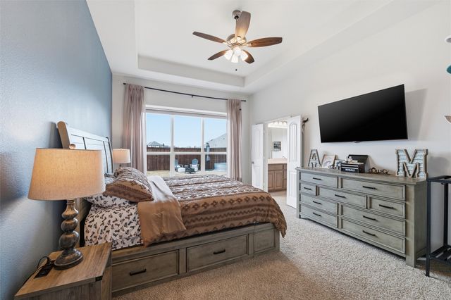 7737 Oakmeade Street, Joshua, TX 76058