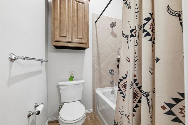 7737 Oakmeade Street, Joshua, TX 76058