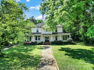 407 Chesterfield Avenue, Lancaster, SC 29720