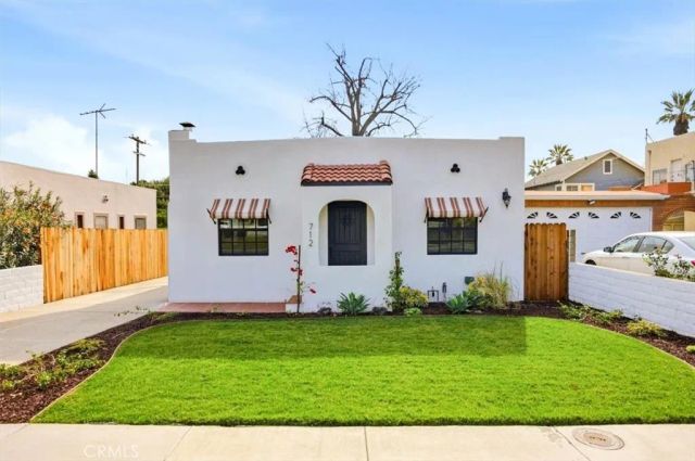 712 E H, Ontario, CA 91764