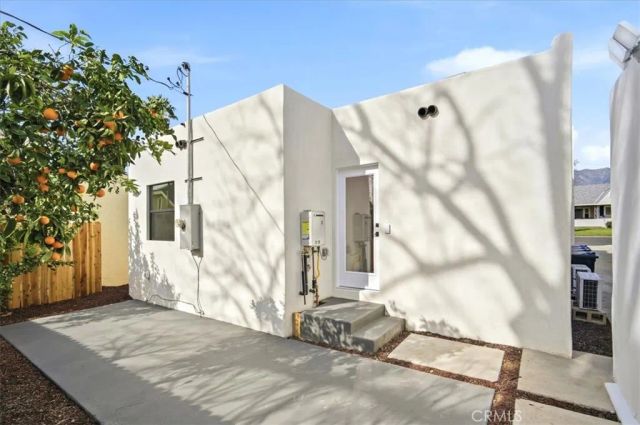 712 E H, Ontario, CA 91764