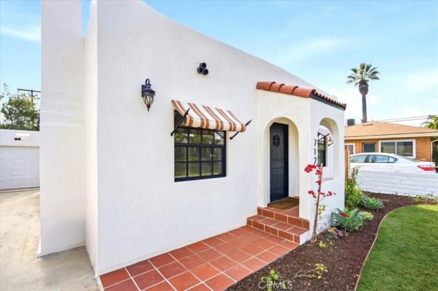 712 E H, Ontario, CA 91764