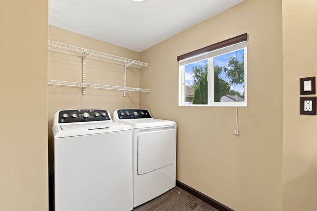 1322 Bundy Street, Des Moines, IA 50315