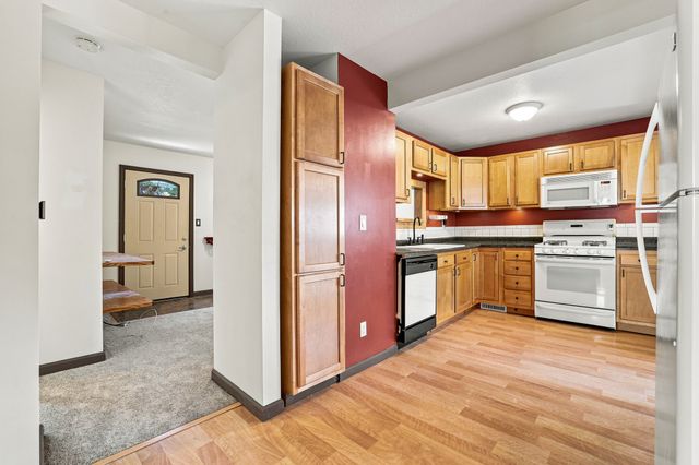 1322 Bundy Street, Des Moines, IA 50315