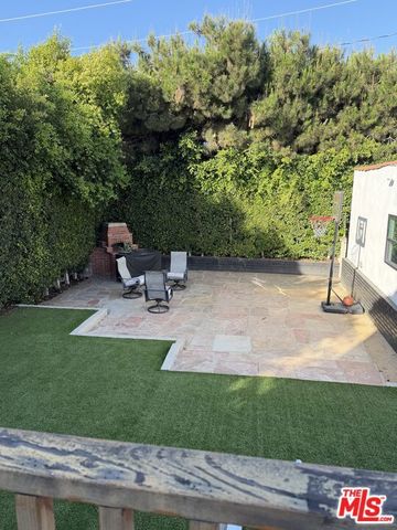 4342 Angeles Vista Boulevard, View Park, CA 90008