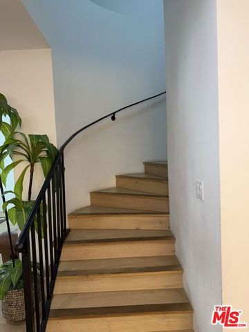 4342 Angeles Vista Boulevard, View Park, CA 90008
