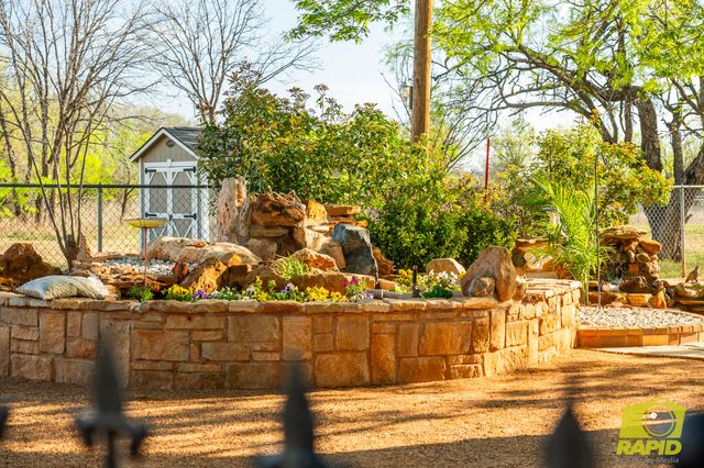 220 Mcdowell Street, Bronte, TX 76933