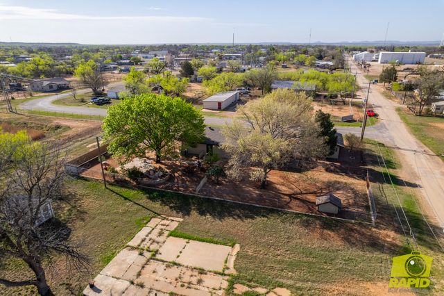 220 Mcdowell Street, Bronte, TX 76933