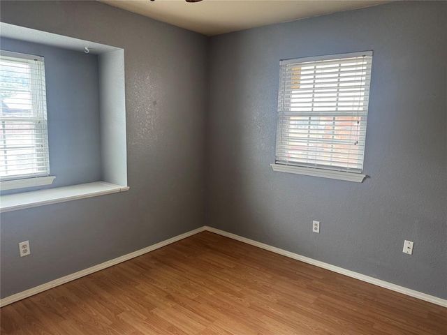 1317 Lawton Avenue, Moore, OK 73160