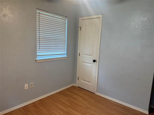 1317 Lawton Avenue, Moore, OK 73160