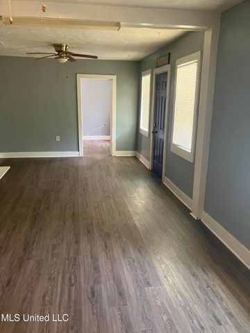 210 Donald Street, Jackson, MS 39216