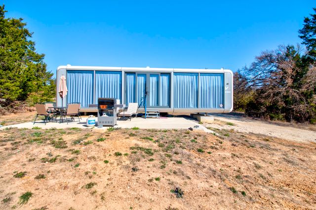 374 Hideaway Lane, Valley View, TX 76272