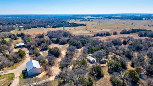 374 Hideaway Lane, Valley View, TX 76272