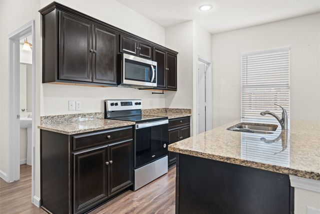 229 Concho River Drive, Glenn Heights, TX 75154