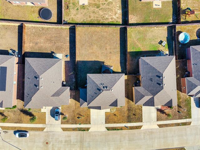 229 Concho River Drive, Glenn Heights, TX 75154