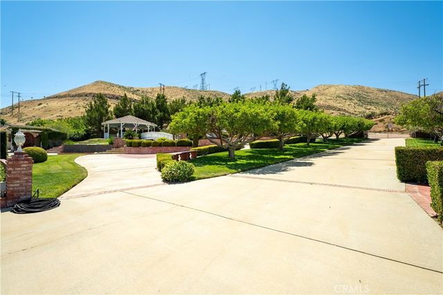 5801 Hacienda Ranch, Palmdale, CA 93551