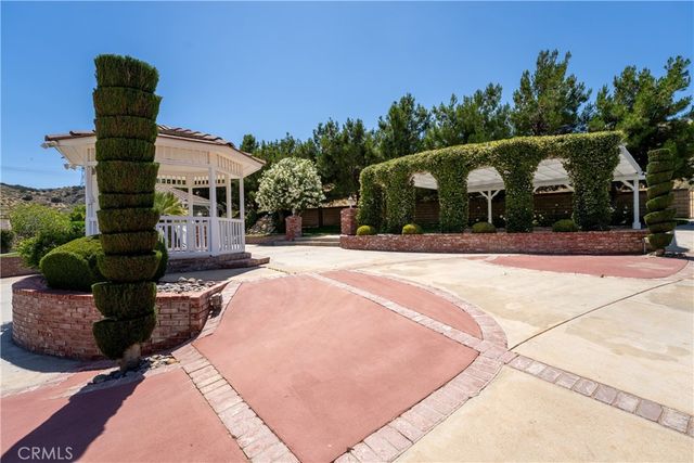 5801 Hacienda Ranch, Palmdale, CA 93551