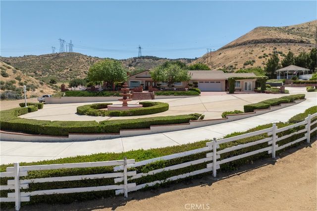 5801 Hacienda Ranch, Palmdale, CA 93551