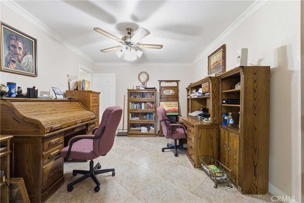 Image 30 of property listing at 5801 Hacienda Ranch, Palmdale, CA 93551