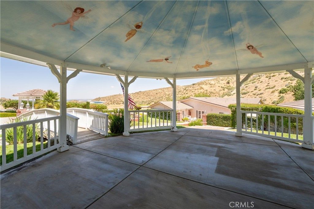 Image 52 of property listing at 5801 Hacienda Ranch, Palmdale, CA 93551