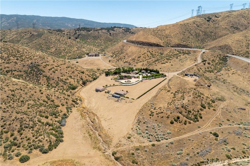 Image 62 of property listing at 5801 Hacienda Ranch, Palmdale, CA 93551