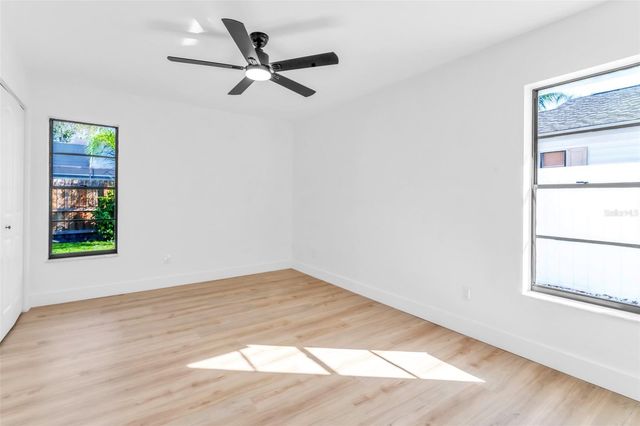 1110 WOODCREST AVENUE, Safety Harbor, FL 34695