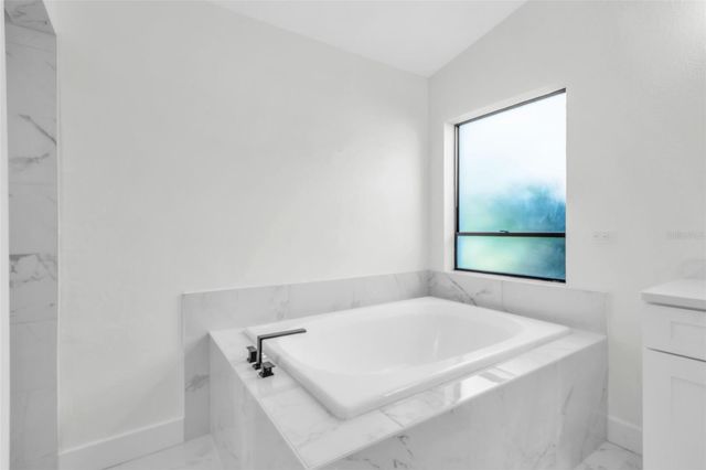 1110 WOODCREST AVENUE, Safety Harbor, FL 34695