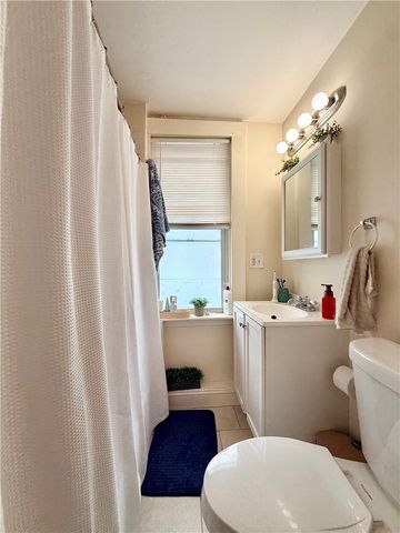 40 Richter Street, Providence, RI 02908