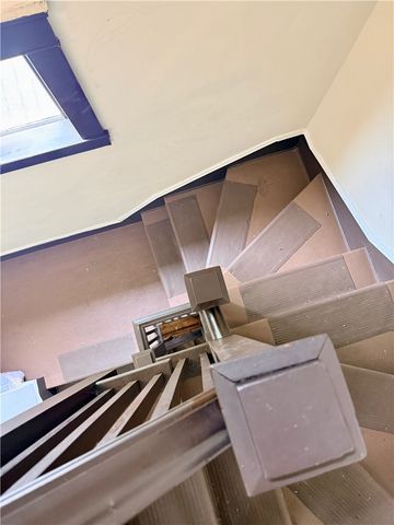 40 Richter Street, Providence, RI 02908