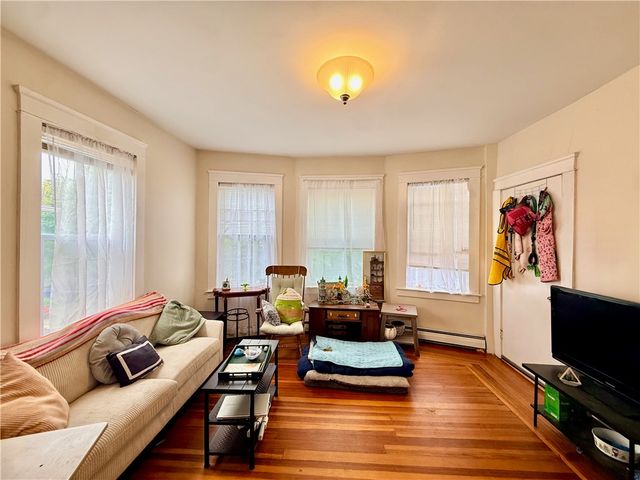 40 Richter Street, Providence, RI 02908