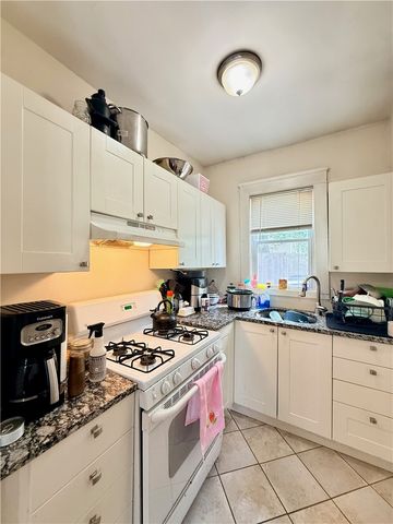 40 Richter Street, Providence, RI 02908