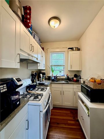 40 Richter Street, Providence, RI 02908