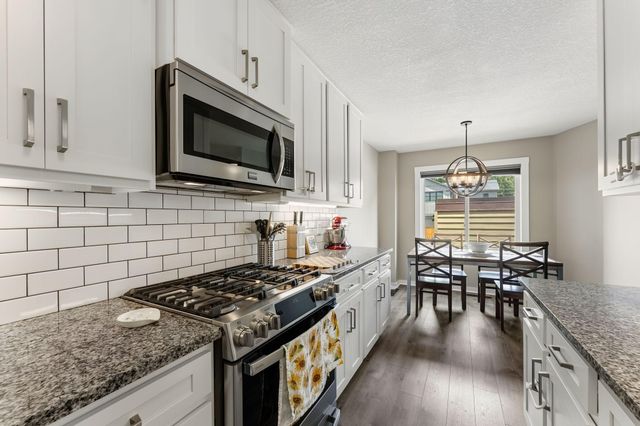 4113 France Avenue S, Minneapolis, MN 55416