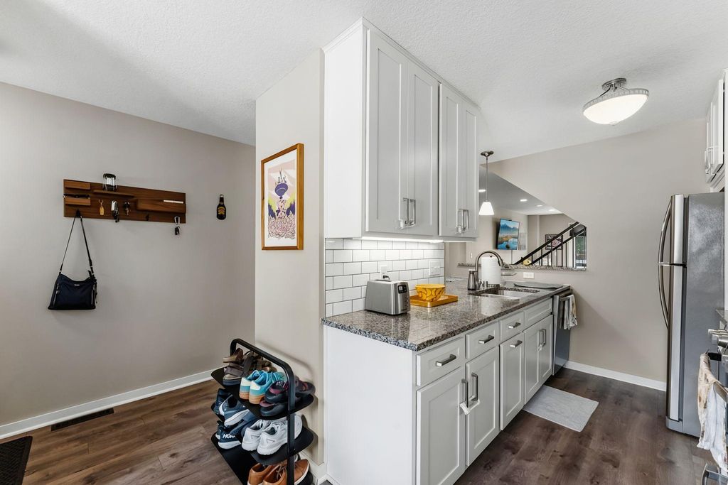 4113 France Avenue S, Minneapolis, MN 55416 — photo 4