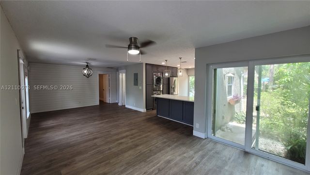 1309 NW 89th Dr, Coral Springs, FL 33071