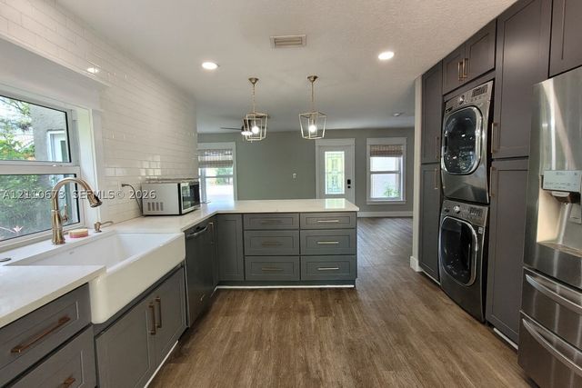 1309 NW 89th Dr, Coral Springs, FL 33071