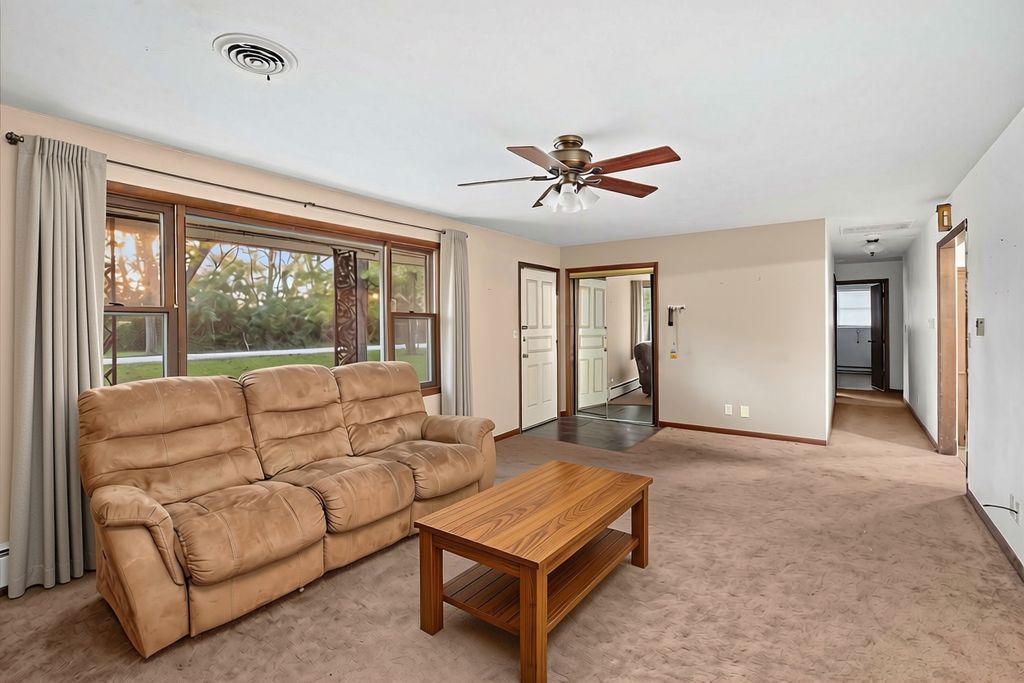 962 N Schmidt Road, Braidwood, IL 60408 — photo 3