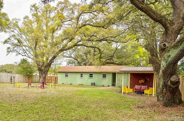8375 Lawton St, Pensacola, FL 32514