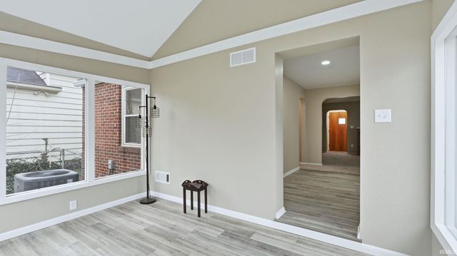 2222 Opechee Way, Fort Wayne, IN 46809