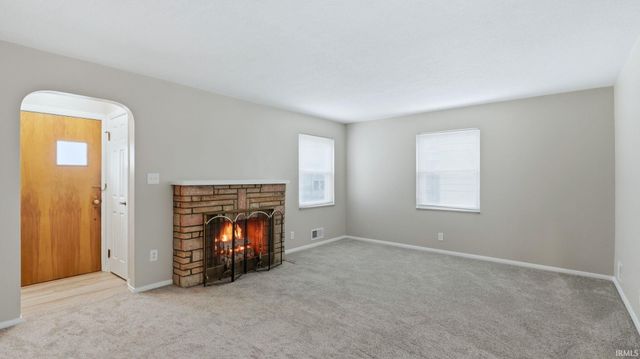 2222 Opechee Way, Fort Wayne, IN 46809