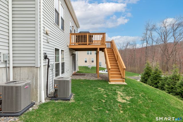 1077 Augusta Drive 1077, Oxford, CT 06478