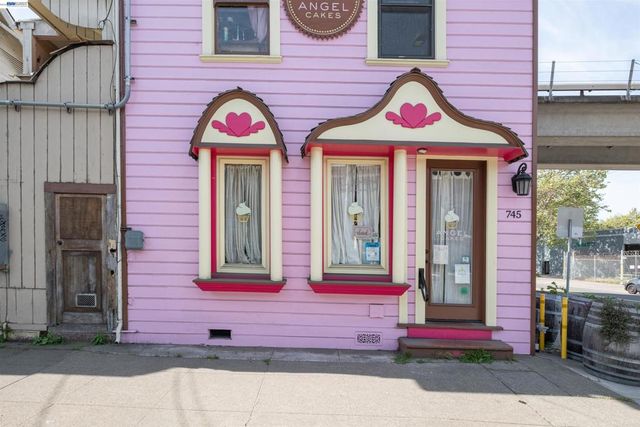 745 5Th St, Oakland, CA 94607