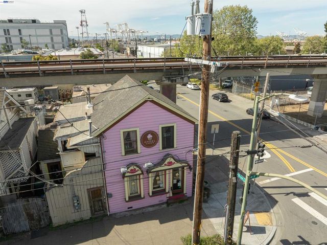 745 5Th St, Oakland, CA 94607