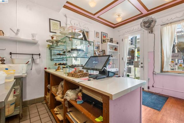 745 5Th St, Oakland, CA 94607