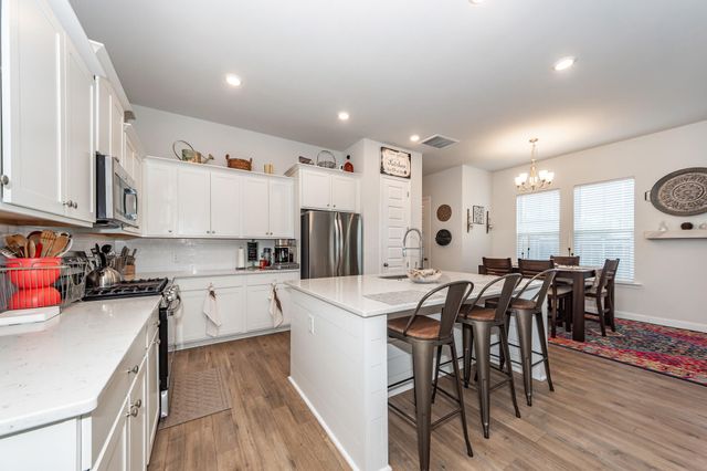 290 Woodland Oak Way, Summerville, SC 29485