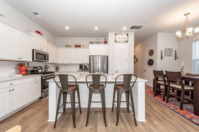 290 Woodland Oak Way, Summerville, SC 29485