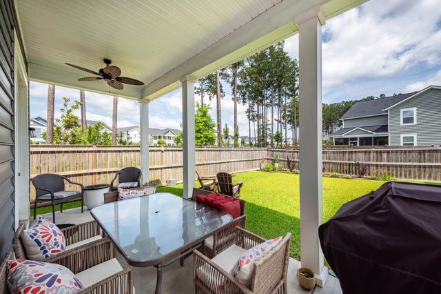 290 Woodland Oak Way, Summerville, SC 29485
